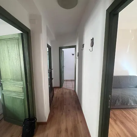 Pisittu House *